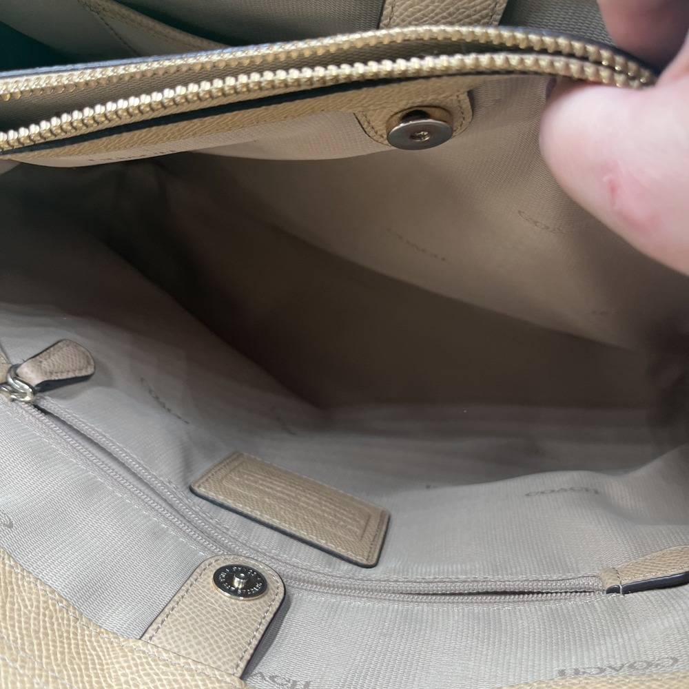 COACH Crossgrain Leather "KITT" Carryall Designer Shoulder Bag in Nude Beige Tan - Picture 4 of 11